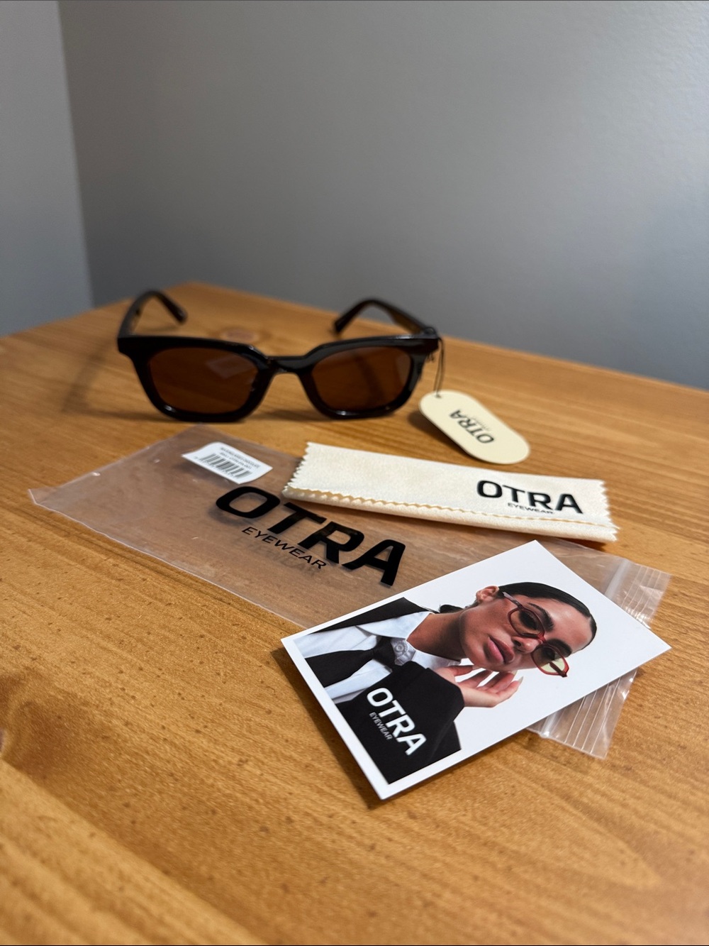 OTRA Women’s Nia Sunglasses in Chocolate